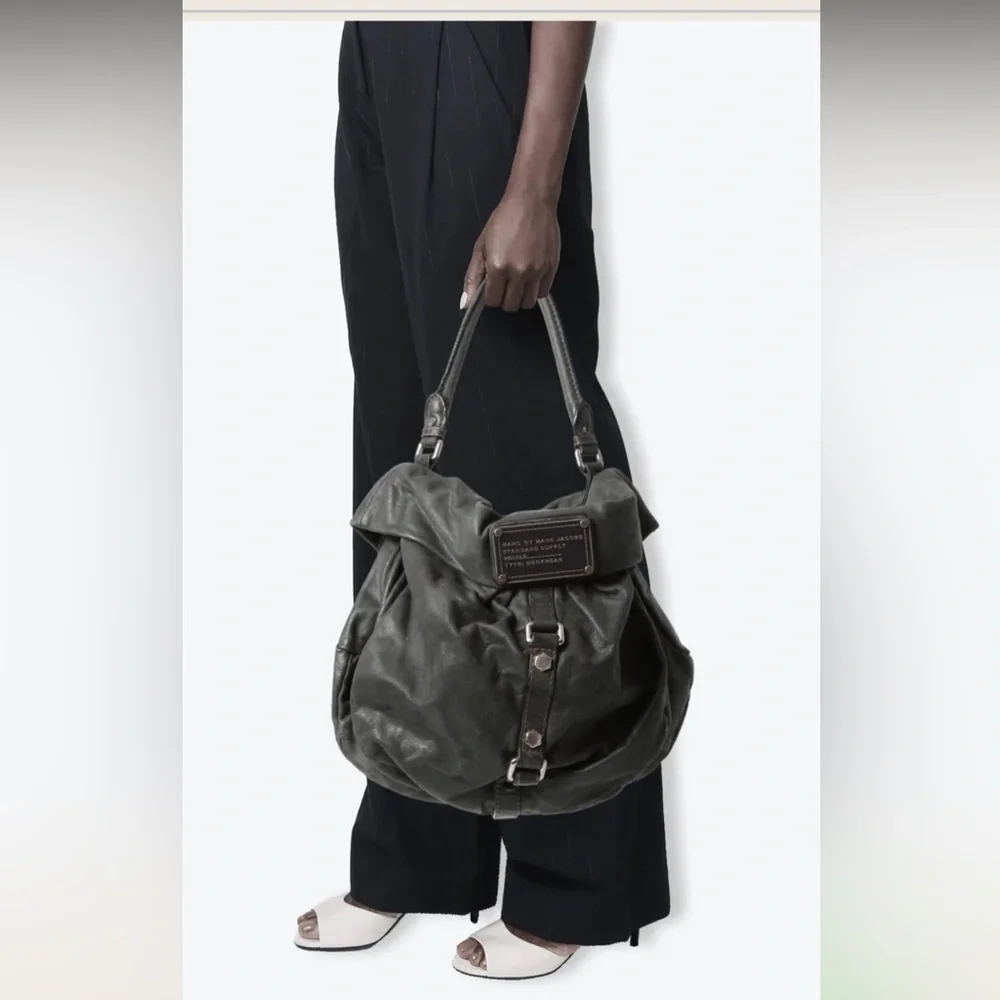 Marc by Marc Jacobs Standard Supply Type Work leather hobo bag casual y2k $350